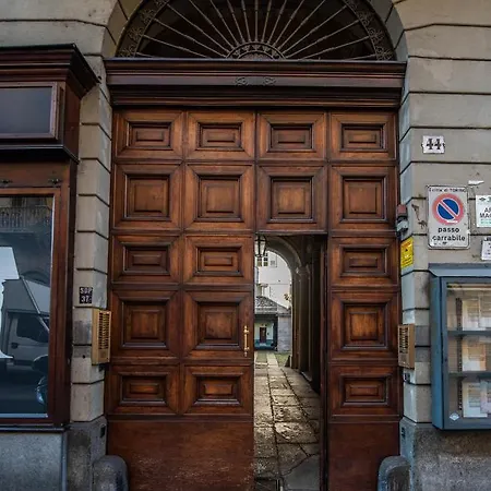 Apartment Mansarda 9, Tiny House Turin